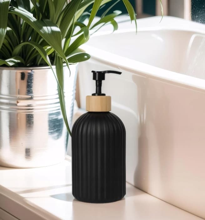 POJEMNIK DOZOWNIK DO MYDŁA PŁYNU ŻELU DYSPENSER NA MYDŁO CZARNY 400 ML