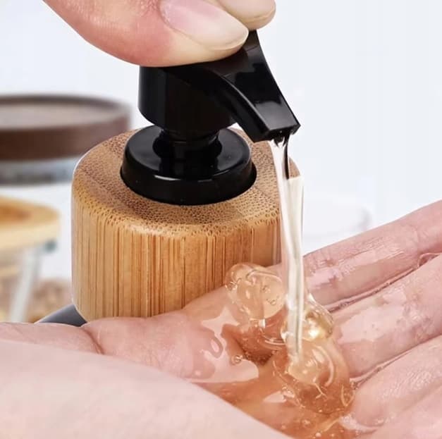 POJEMNIK DOZOWNIK DO MYDŁA PŁYNU ŻELU DYSPENSER NA MYDŁO CZARNY 400 ML